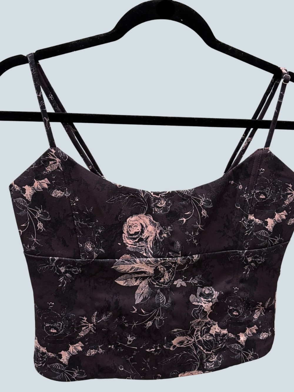 White Fox Black Corset Top (Women’s M)
HTF / Sold Out Pattern